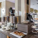 Holiday Beach Budapest Hotel Hotel