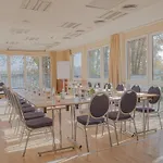 Holiday Beach Budapest Hotel 4*