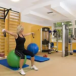 Ξενοδοχείο Holiday Beach Budapest Hotel