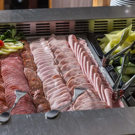 Hotel Holiday Beach Budapest Hotel Budapest