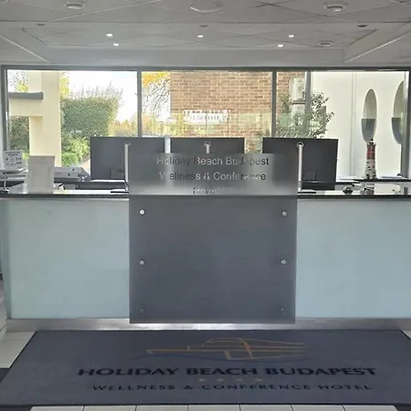 Holiday Beach Budapest Hotel 4*