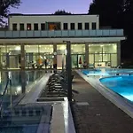 Otel Holiday Beach Budapest Hotel Budapeşte