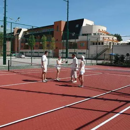 Szálloda Wellness With Sauna Park 4*