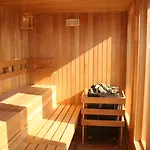 Holiday Beach Budapest Hotel Hotel